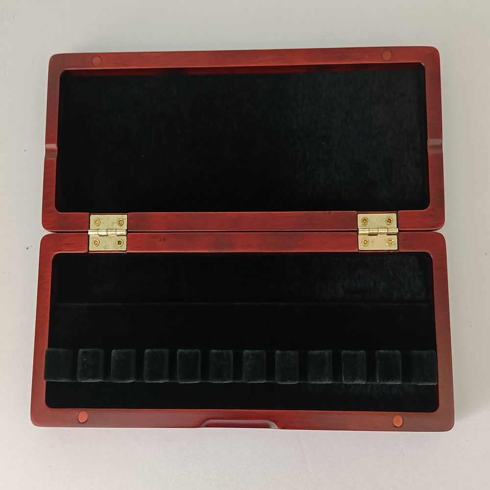 Maplewood Bassoon Reed Storage - Musical Instrument Bazooka 评论和价格